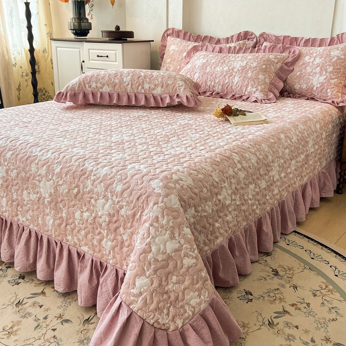 1pc Quilted Bedspread with Ruffles Thickened Flower Printed Bed Cover Queen/King Size Bedspreads colchas y coverlets 침대 패드
