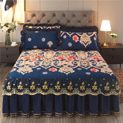 Luxury Velvet Quilted Bedspread Elegant King Queen Bedding Set Short Plush Printing Bed Skirt 1pc Bed Skirt+2pcs Pillowcases