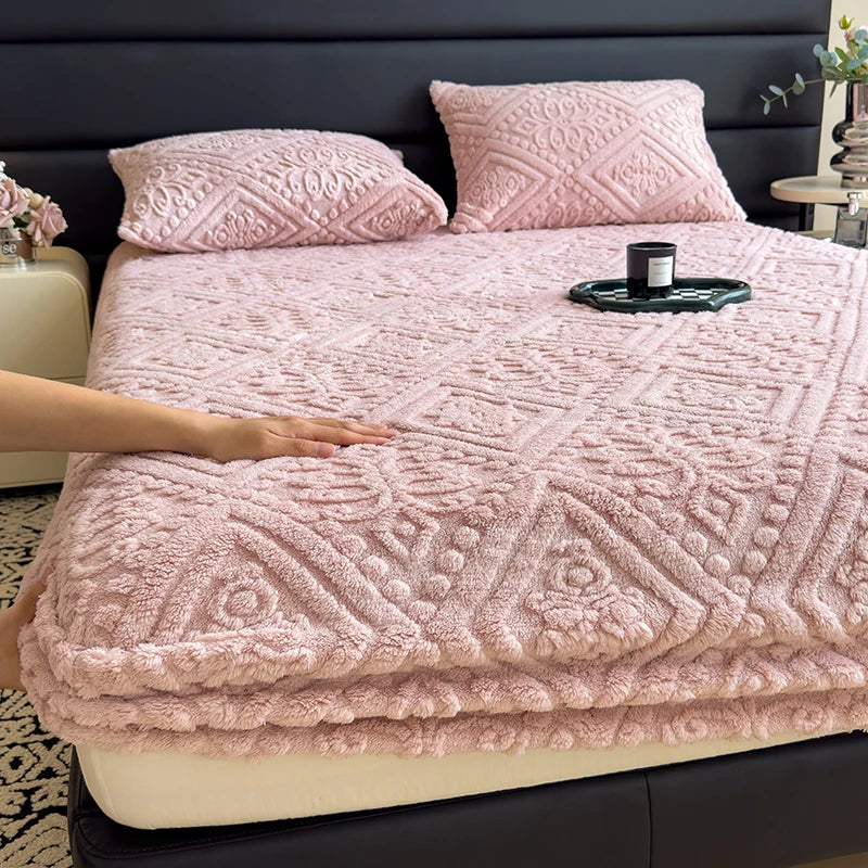 Winter Warm Plush Fleece Mattress Cover with Elastic Band Soft Anti-Slip Breathable Comfortable Bed Sheet Jacquard Fitted Sheets