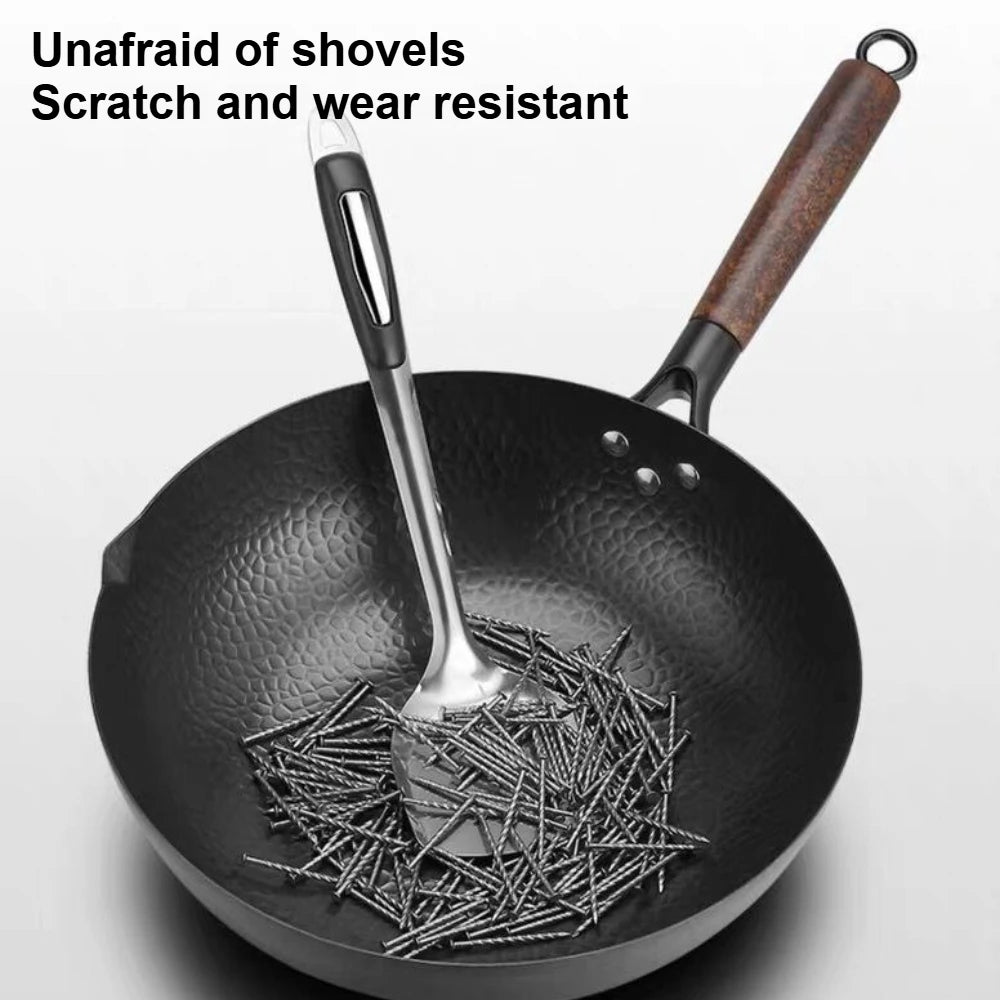 32cm Chinese Wok Cast Iron Pan Noncoated Scratch Resistant Frying Pan for Gas and Induction Cooker Cookware Pan Kitchen Tools