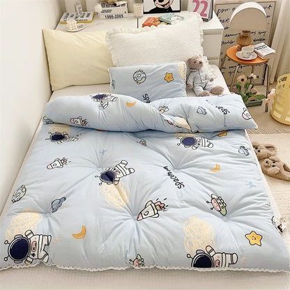 120x150cm Baby Quilt Blanket Four Season Kids Sleeping Blanket Washable Home Nursery School Children Blanket Quilt Bedding