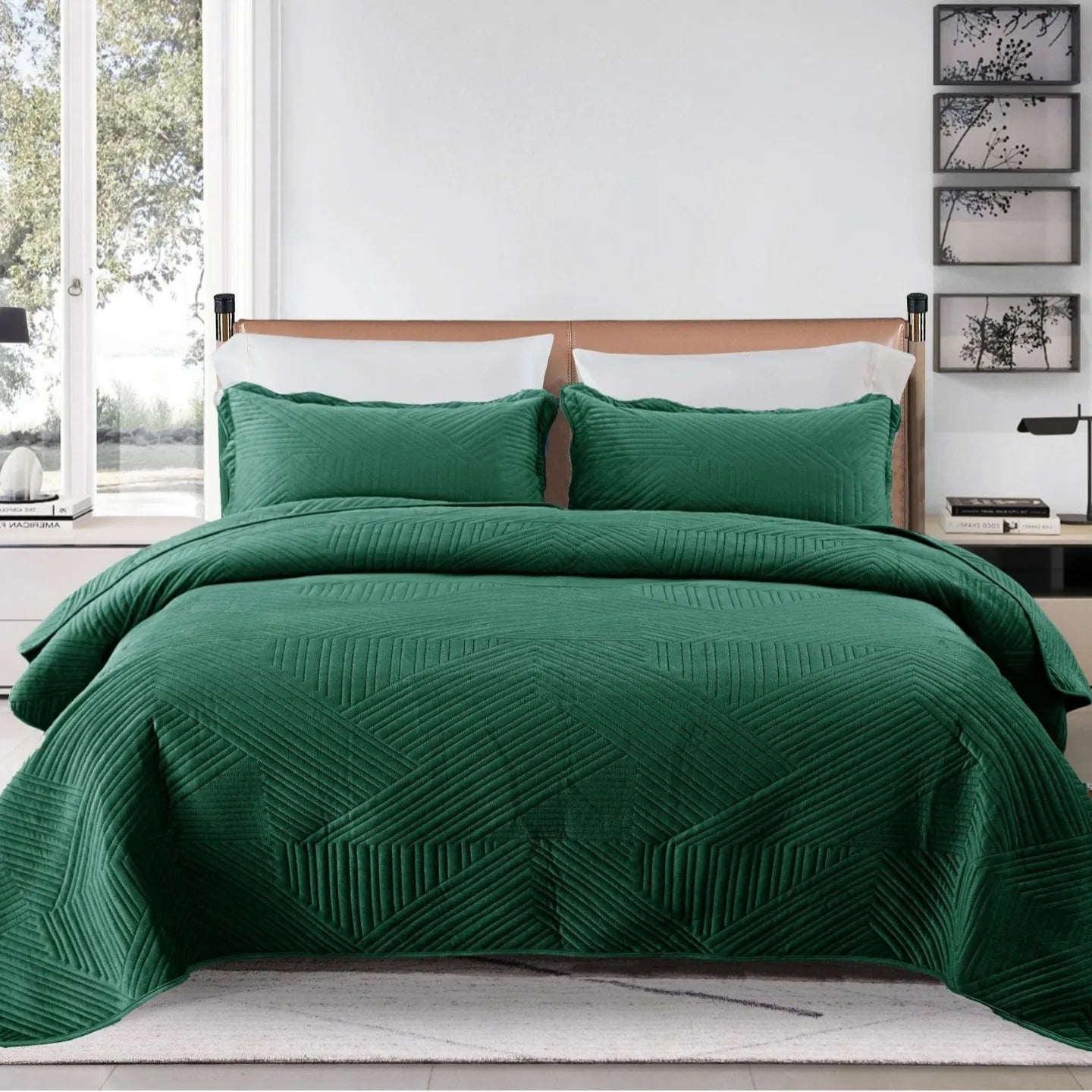 Velvet Quilted Bedspread Stripe Jacquard Bed Cover Blanket European Style Soft Warm Bedding Bed Protector Bedsheet