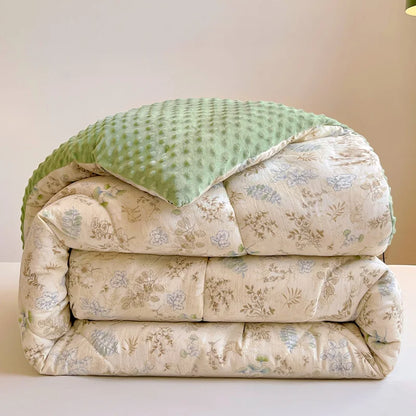 Thi Waable Polyester Fiber Filled Blanket for Students And Adults Spring Autumn Winter Brand New Condition from China