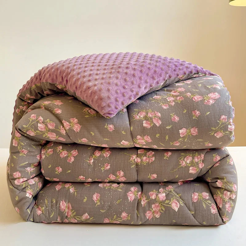 Thi Waable Polyester Fiber Filled Blanket for Students And Adults Spring Autumn Winter Brand New Condition from China