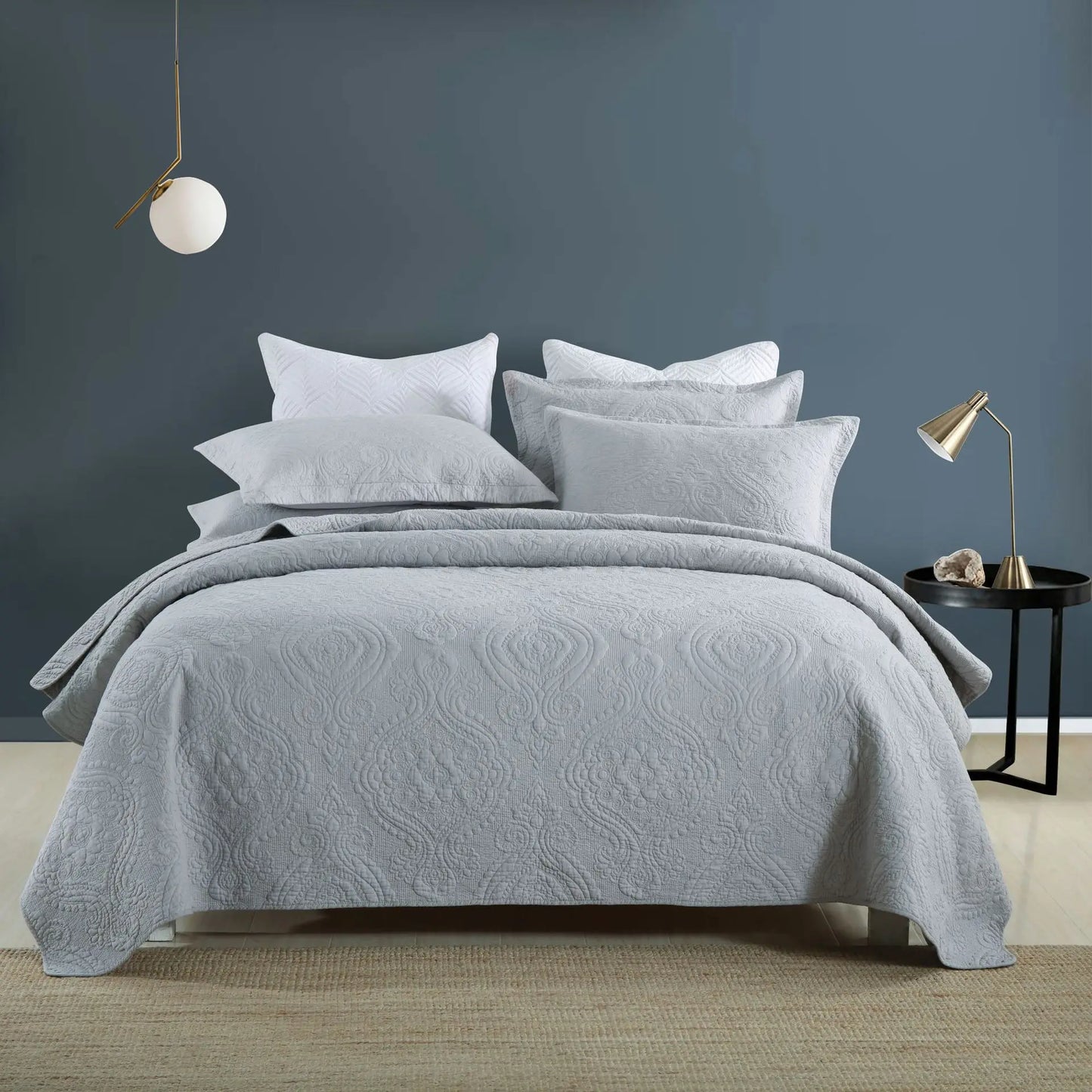 CHAUSUB 100% Cotton Quilt Set King Queen 3PCS Solid Color Embroidered Bedspread & Coverlet,Summer Comforter Blanket for Bed,Home