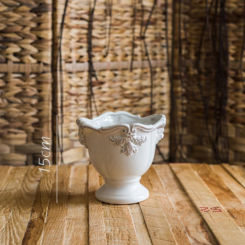 French Ceramic Vase Palace Flower Relief Decorative Living Room Flower Vases Retro Dining Room Desktop Ornaments Home Decoration