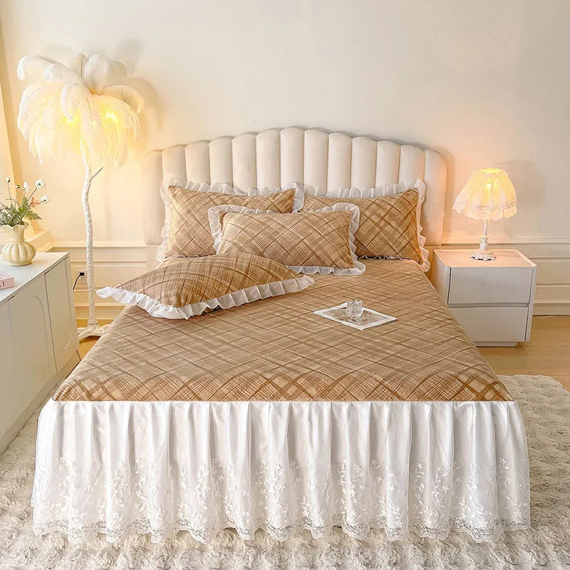 2025 new solid color Class A milk fleece double-layer lace skirt bed skirt three-piece set bedding simple bed skirt