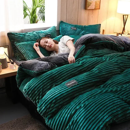Ultra-Soft Velvet Duvet Cover Warm Thick Bed Quilt Cover Double Bed Luxury Bedding Solid Color Velvet Duvet Cover 겨울용 따뜻한 이불 커버