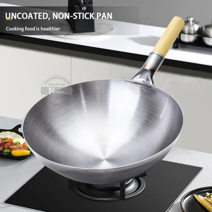 32/34/36cm Iron Wok Chinese Traditional Handmade Large Wok Household Cooking Pot Wooden Handle Wok Kitchen Cookware