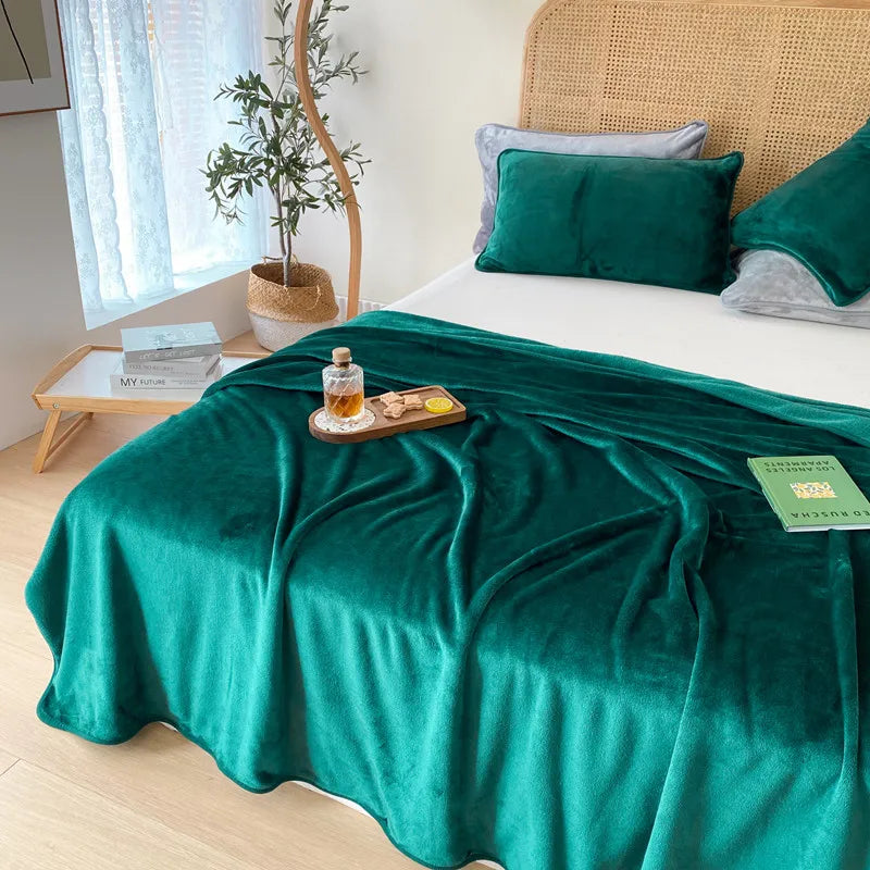 Dark Green Flannel Fleece Blanket Plush Summer Quilt 200*230cm Bed Sheet Bedspread For Spring Winter Autumn Adult Home Bedding