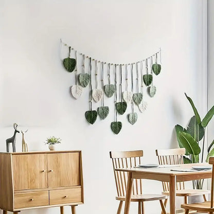Bohemian Style Woven Leaf Wall Hanging, Bohemian Country Style Perfect for Decorating Bedrooms, Kitchens, Dining Rooms and Bathrooms, a Great Gift for Mom, Decorative Natural Hanging Ornament.