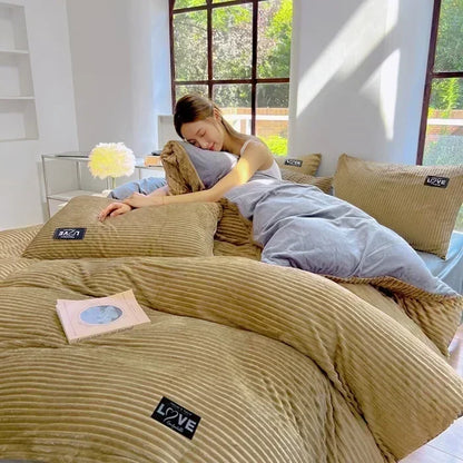 Ultra-Soft Velvet Duvet Cover Warm Thick Bed Quilt Cover Double Bed Luxury Bedding Solid Color Velvet Duvet Cover 겨울용 따뜻한 이불 커버