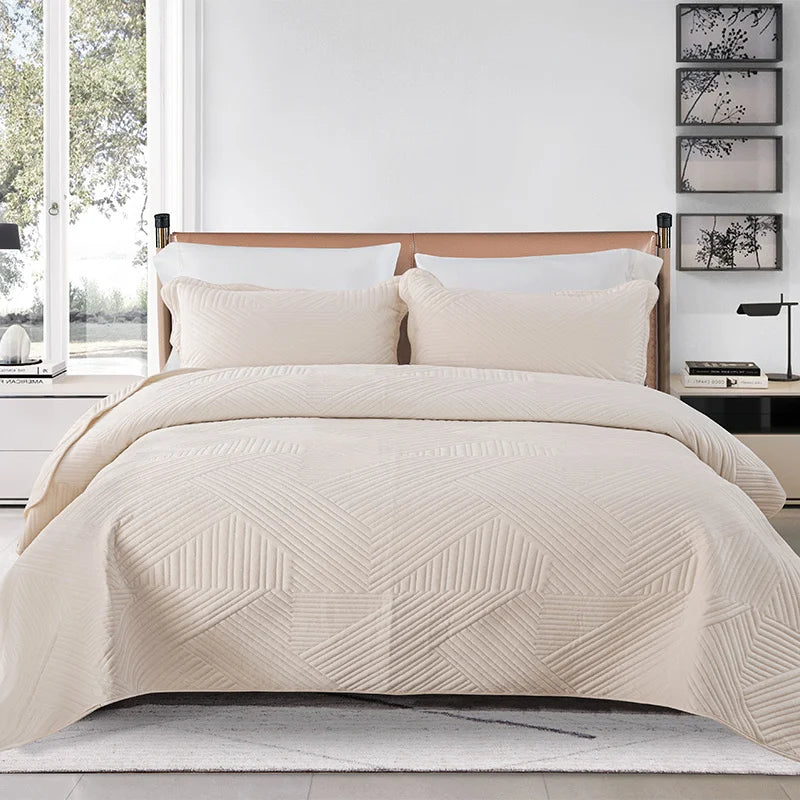 Velvet Quilted Bedspread Stripe Jacquard Bed Cover Blanket European Style Soft Warm Bedding Bed Protector Bedsheet
