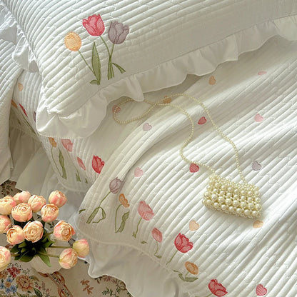 Quilt Bedding Set,white Lightweight Soft Bedspread, embroidery tulip Coverlet Set for All Seasons,3 Piece(1 Quilt,2 Pillow Shams