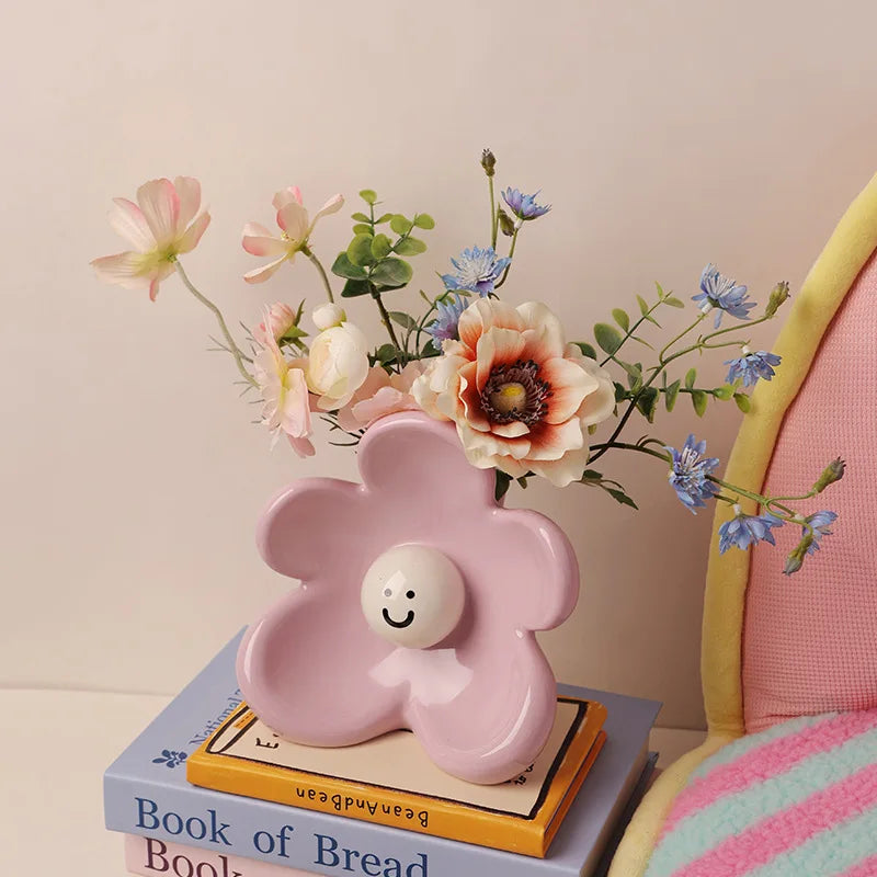 Flower Smiling Face Flower Arrangement Cute Ceramic Vase Decorative Table Dried Flower Vase Ornaments Home Decoration Vases
