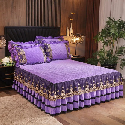 Luxury Lace Bed Skirt Bedspreads Bedding Thicken Velvet Plush Quilted Embossing Bed Spread for Home Not Including Pillowcase