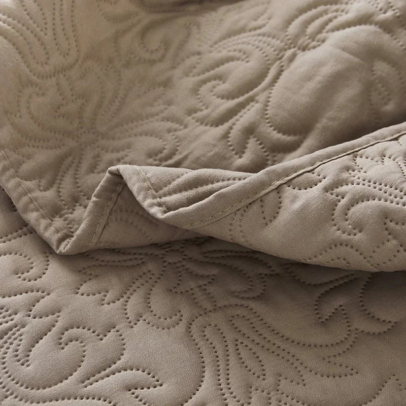 Solid Color Plant Jacquard Bedspread Quilted Bed Covers Bedspread Large Size Coverlet for Bed 220x240/240x250cm