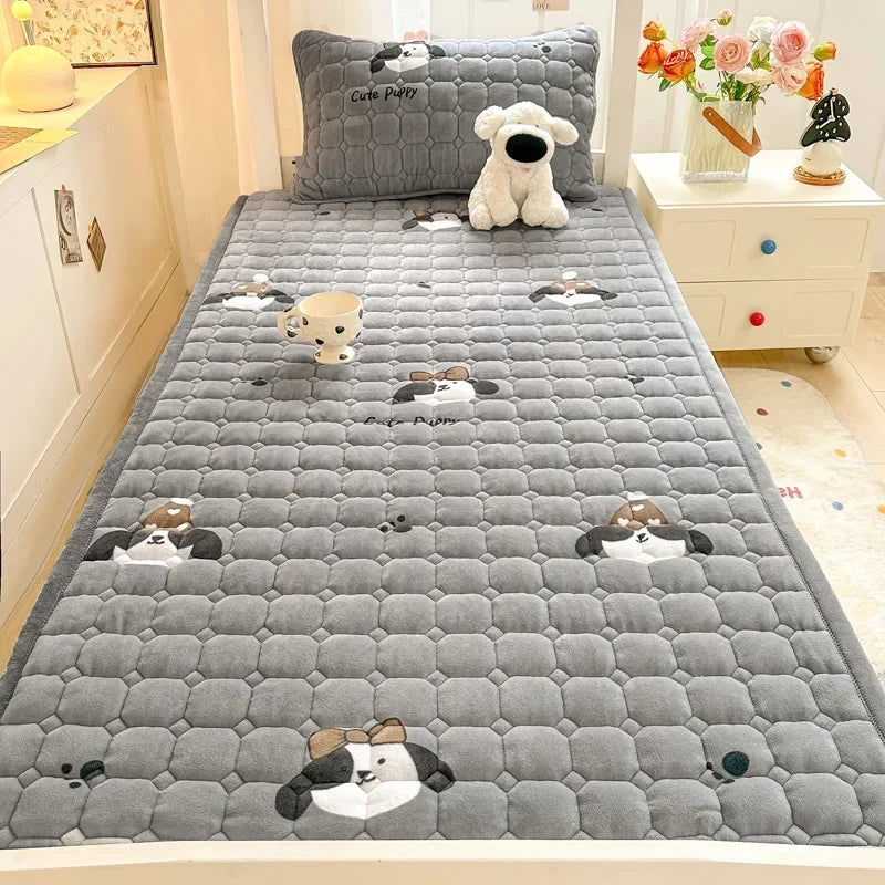 Cartoon Printed Warm Bed Mattress Super Soft Cozy Milk Velvet Single Bedding Protector Thick Tatami Mats for Autumn and Winter