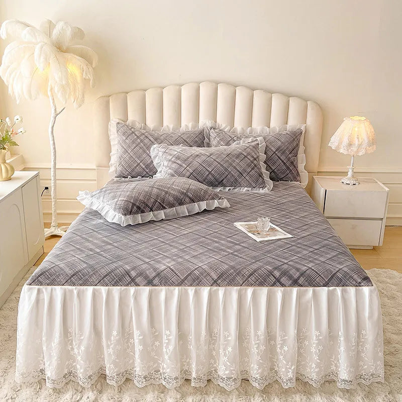 2025 new solid color Class A milk fleece double-layer lace skirt bed skirt three-piece set bedding simple bed skirt