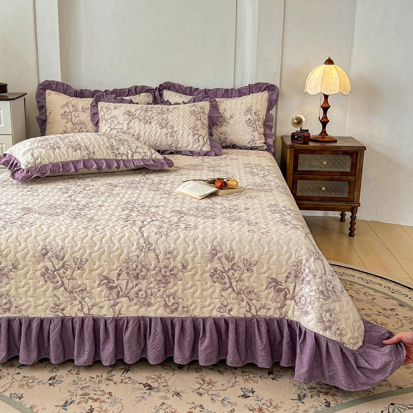 1pc Quilted Bedspread with Ruffles Thickened Flower Printed Bed Cover Queen/King Size Bedspreads colchas y coverlets 침대 패드