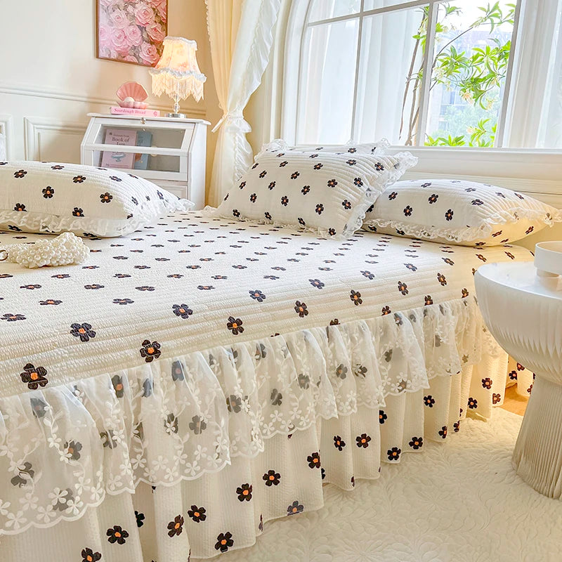 Princess 1 Piece Lace Bed Skirt + 2 Piece Pillowcases Bedding Bedspreads Sheet Pink Lace Bedding Set Bed For Girl Bed Cover