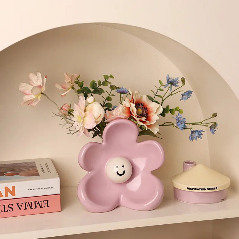 Flower Smiling Face Flower Arrangement Cute Ceramic Vase Decorative Table Dried Flower Vase Ornaments Home Decoration Vases