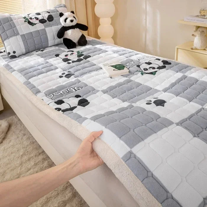 Cartoon Printed Warm Bed Mattress Super Soft Cozy Milk Velvet Single Bedding Protector Thick Tatami Mats for Autumn and Winter