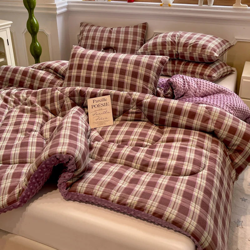 Thi Waable Polyester Fiber Filled Blanket for Students And Adults Spring Autumn Winter Brand New Condition from China
