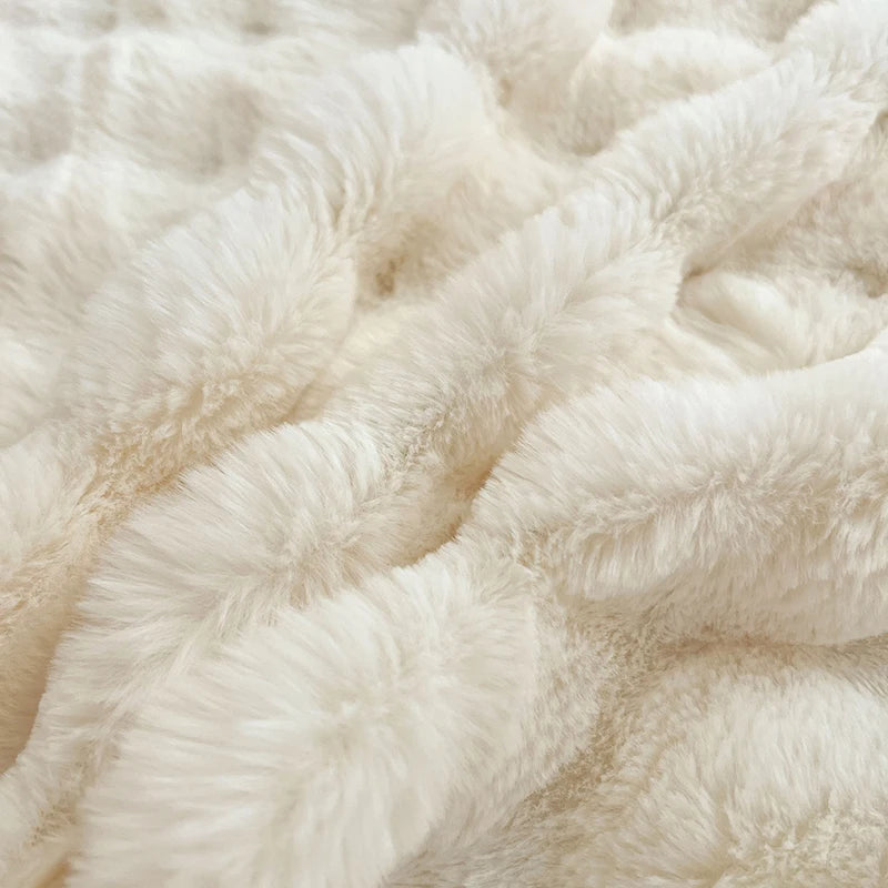 Bonenjoy Plush Bed Skirt for Winter Bed Cover Warm Bedspread Home Bed Skirts Ruffles Mattress Protector 침대스커트 (No Pillowcase)