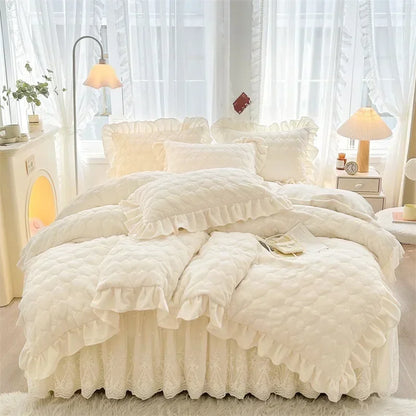 Full-set quilt cover bed skirt four-piece warm winter milk velvet bedspread 4-piece coral velvet bedspread