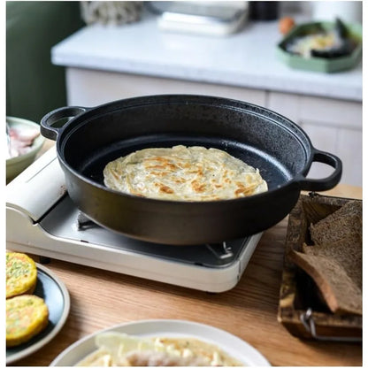 1PCS Cast Iron Skillet with Handle Round Flat Bottomed Frying Pan for Fried Steak Bread Pizza Outdoor Cooking Camping Supplies