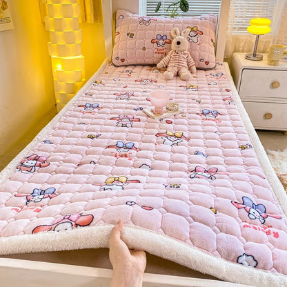 2024 Winter Milk Velvet Bedspread King Size Bed Cover Quilted Mattress Pad Washable Mattress Protector Bed Linen Queen Bedsheet