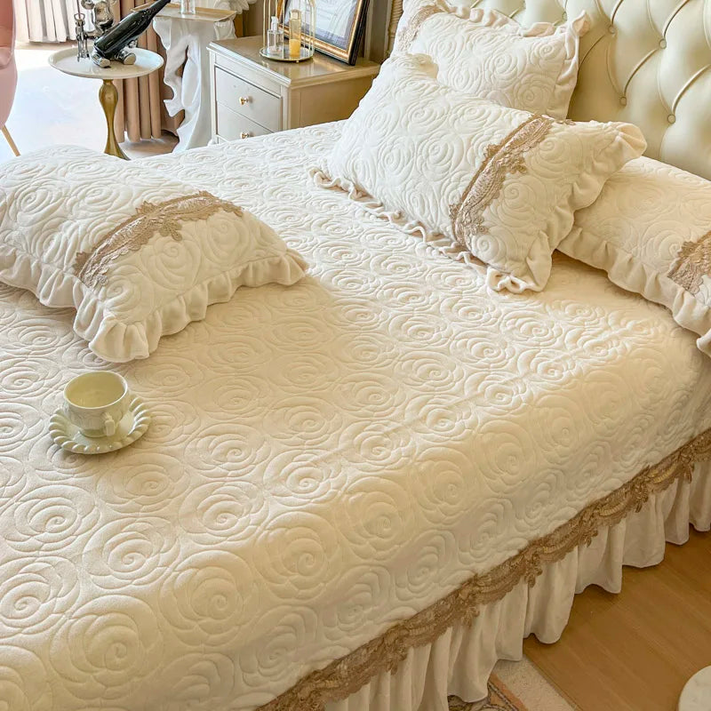 3/5Pcs Luxury Velvet Fleece Lace Ruffles Quilted Bedspread, Mattress Cover, Bed Skirt, Bed Sheet Set, With Pillowcases