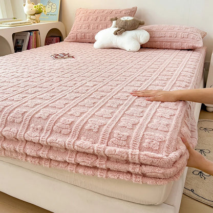 Winter Warm Plush Fleece Mattress Cover with Elastic Band Soft Anti-Slip Breathable Comfortable Bed Sheet Jacquard Fitted Sheets