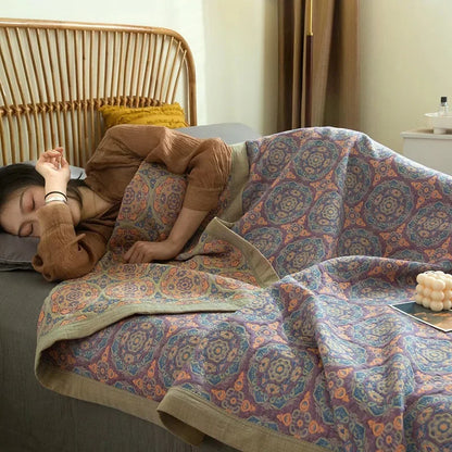 Luxurious Triple-layered 100% Cotton Gauze Blanket for Queen/King Bed, Multi-functional Usage As Summer Quilt or Bedspread