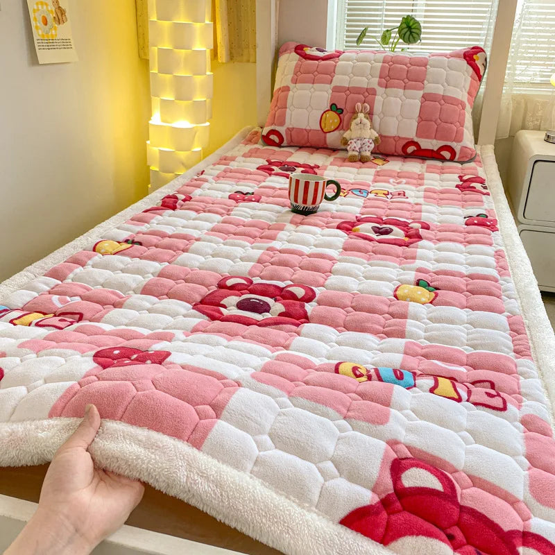 2024 Winter Milk Velvet Bedspread King Size Bed Cover Quilted Mattress Pad Washable Mattress Protector Bed Linen Queen Bedsheet