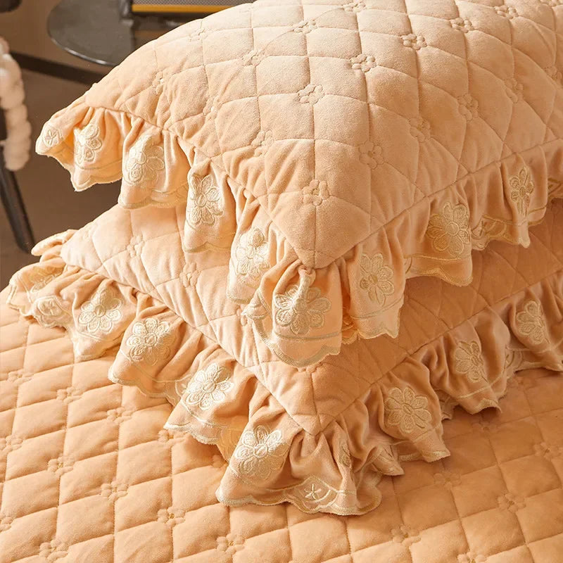 AI WINSURE-Luxury Embroidery Velvet Bedding Set, Quilted Skirted Bedspread with 2 Pillowcases, Queen Double Bed Duvet Cover, 4PC