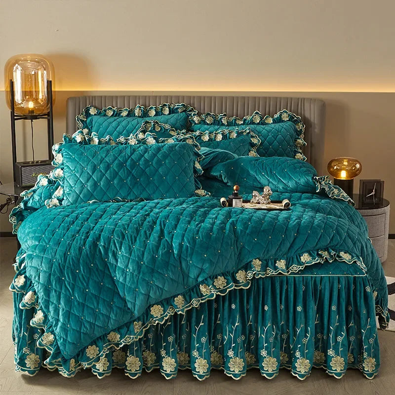 AI WINSURE-Luxury Embroidery Velvet Bedding Set, Quilted Skirted Bedspread with 2 Pillowcases, Queen Double Bed Duvet Cover, 4PC