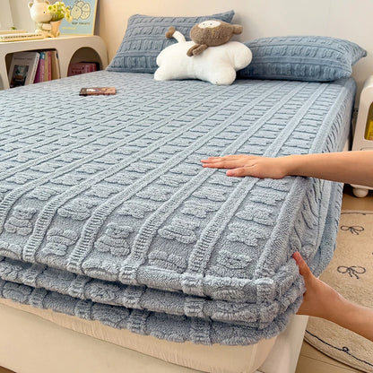 Winter Warm Plush Fleece Mattress Cover with Elastic Band Soft Anti-Slip Breathable Comfortable Bed Sheet Jacquard Fitted Sheets