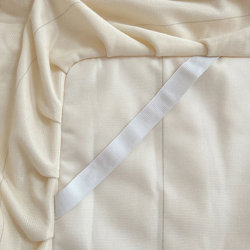Bonenjoy Plush Bed Skirt for Winter Bed Cover Warm Bedspread Home Bed Skirts Ruffles Mattress Protector 침대스커트 (No Pillowcase)