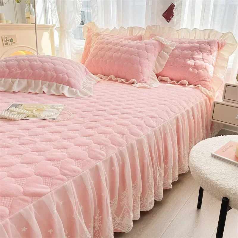 Full-set quilt cover bed skirt four-piece warm winter milk velvet bedspread 4-piece coral velvet bedspread