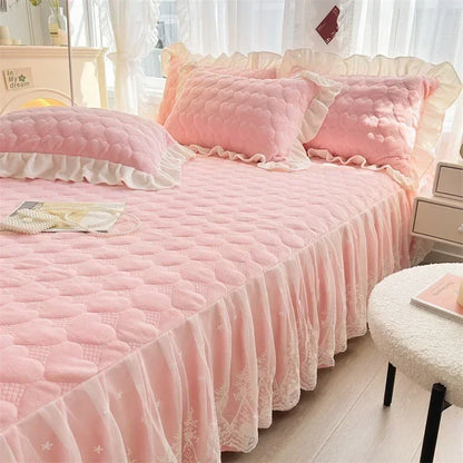Full-set quilt cover bed skirt four-piece warm winter milk velvet bedspread 4-piece coral velvet bedspread