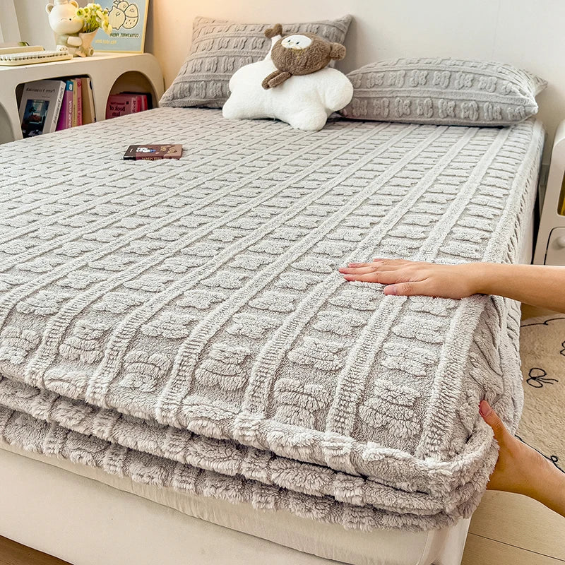 Winter Warm Plush Fleece Mattress Cover with Elastic Band Soft Anti-Slip Breathable Comfortable Bed Sheet Jacquard Fitted Sheets