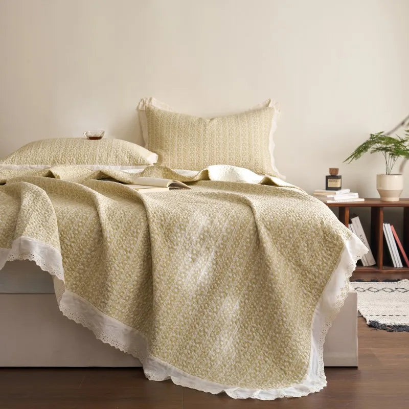 Flower Printed Bed Cover with Lace French Style Washed Cotton Bedspreads Quilted cobre leito de casal Comfortable and Soft 이불패드