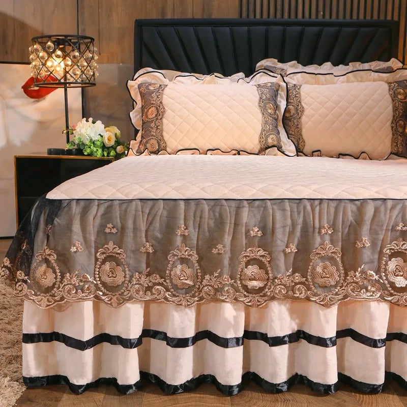 Luxury Lace Bed Skirt Bedspreads Bedding Thicken Velvet Plush Quilted Embossing Bed Spread for Home Not Including Pillowcase