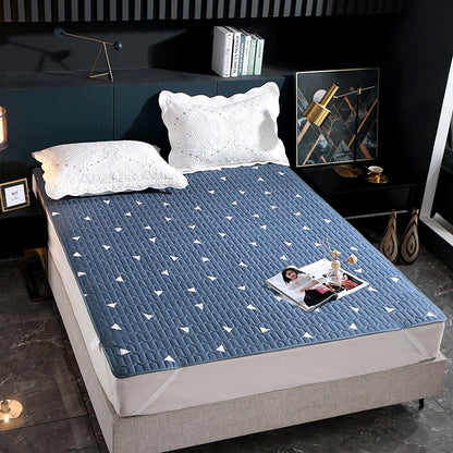 Waterproof Bedspread Bed Cover On The Bed Non-slip Breathable Mattress Protector with Elastic Band Anti-dirty Mat for Home Hotel