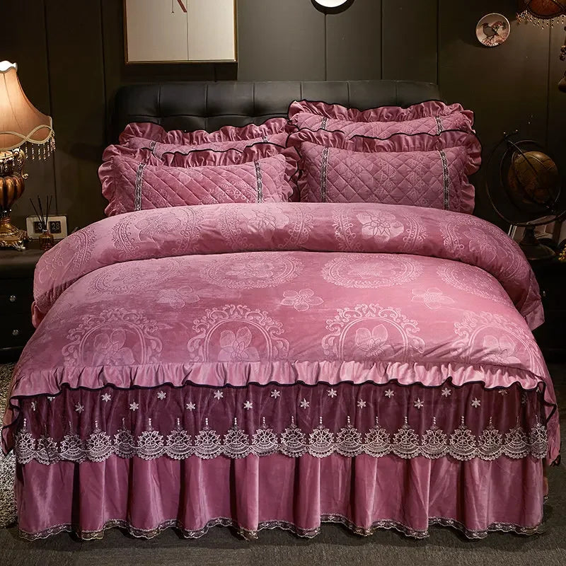 AI WINSURE-Europe Lace Velvet 4pcs Bedding Set, Embossed Duvet Cover, Quilted Bedspread, Soft, with 2 Pillowcases, for Winter