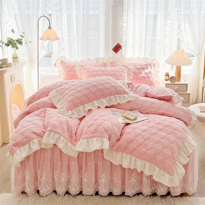 Full-set quilt cover bed skirt four-piece warm winter milk velvet bedspread 4-piece coral velvet bedspread