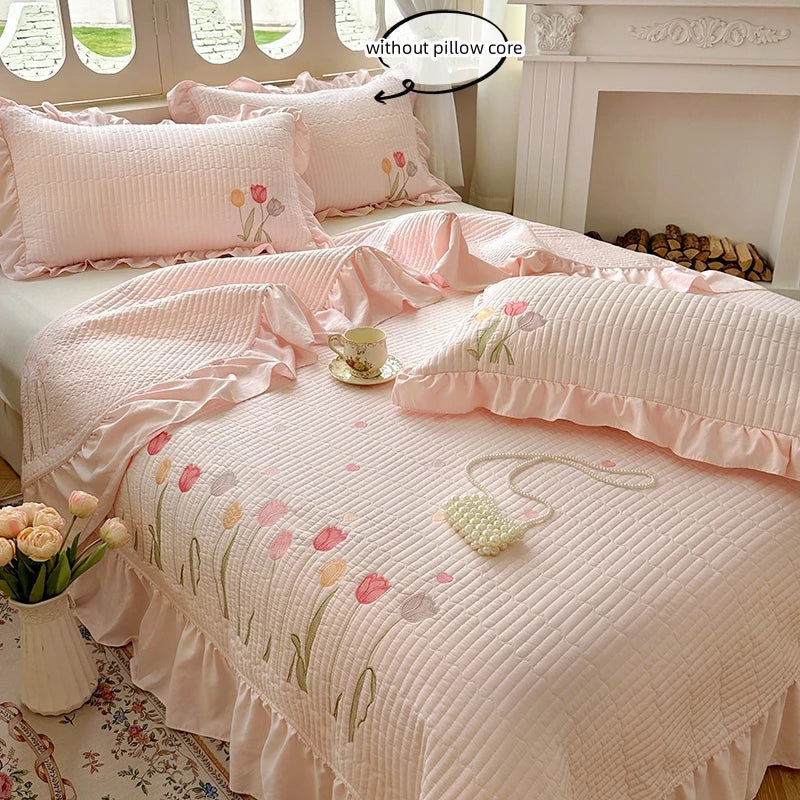 Quilt Bedding Set,white Lightweight Soft Bedspread, embroidery tulip Coverlet Set for All Seasons,3 Piece(1 Quilt,2 Pillow Shams