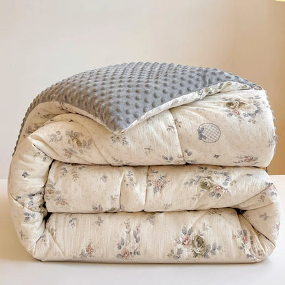 Thi Waable Polyester Fiber Filled Blanket for Students And Adults Spring Autumn Winter Brand New Condition from China